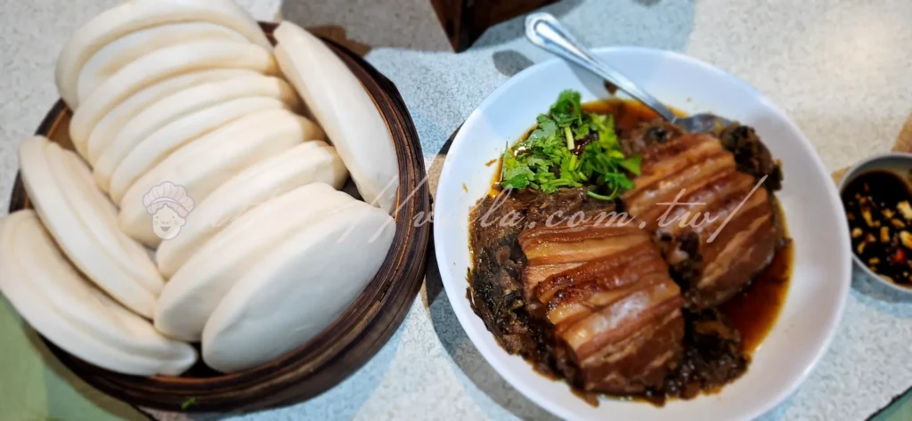 奇岩站必吃傳承茶蝦飯