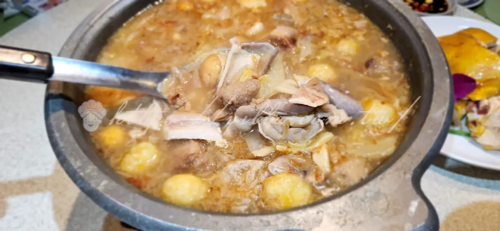 奇岩站必吃傳承茶蝦飯