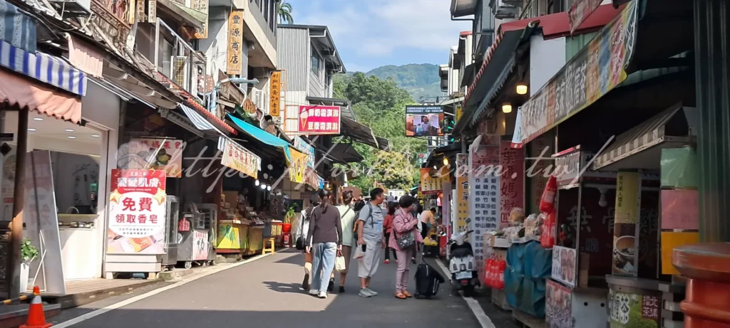新竹內灣老街一日遊攻略:必吃美食、打卡景點、交通停車總整理