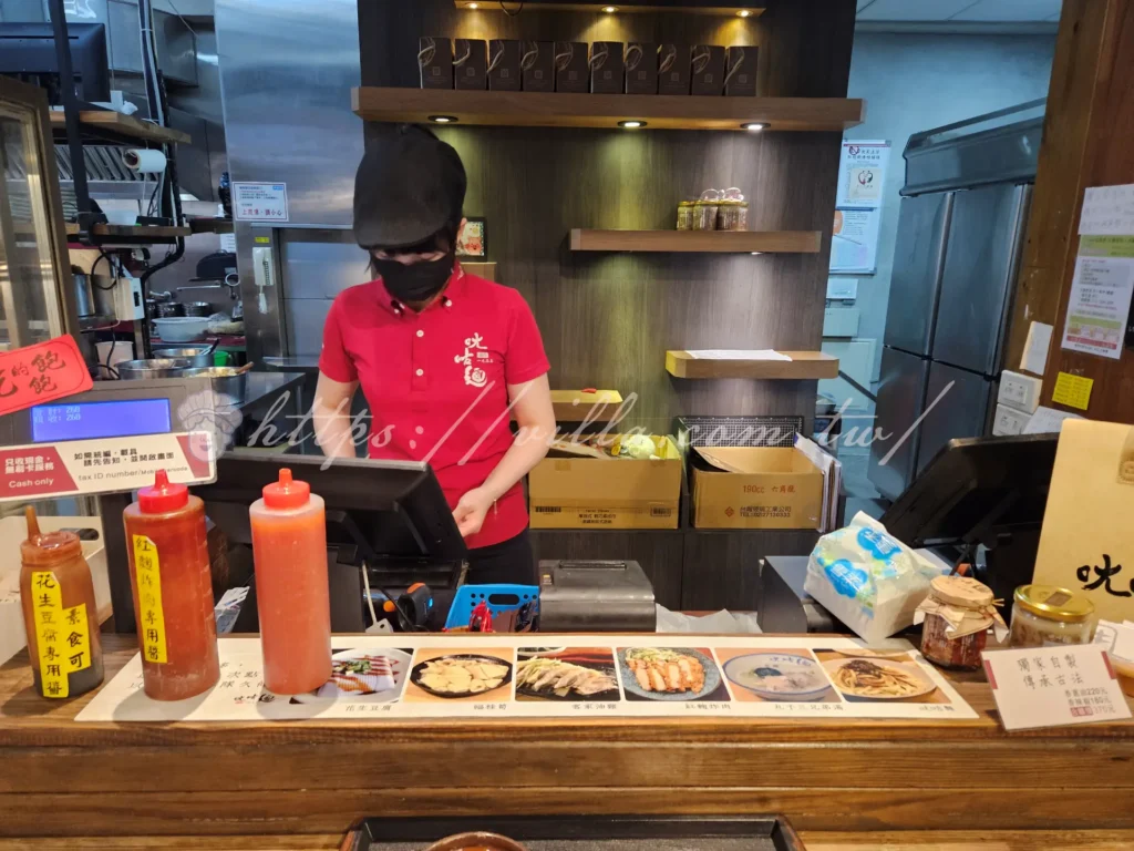 新竹關西ㄤ咕麵!傳承一甲子老店扁油麵的好味道(菜單、停車場資訊一次看)