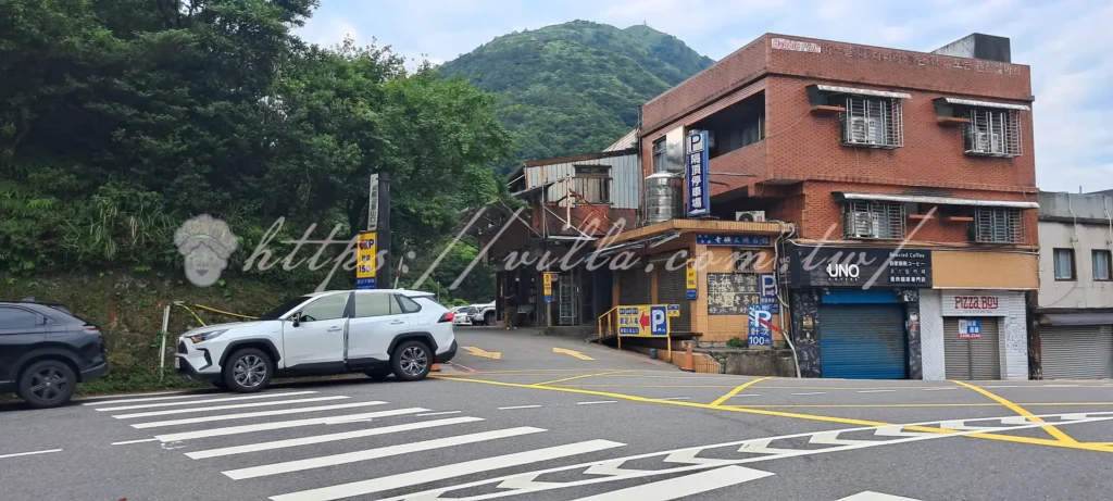 九份隔頂停車場