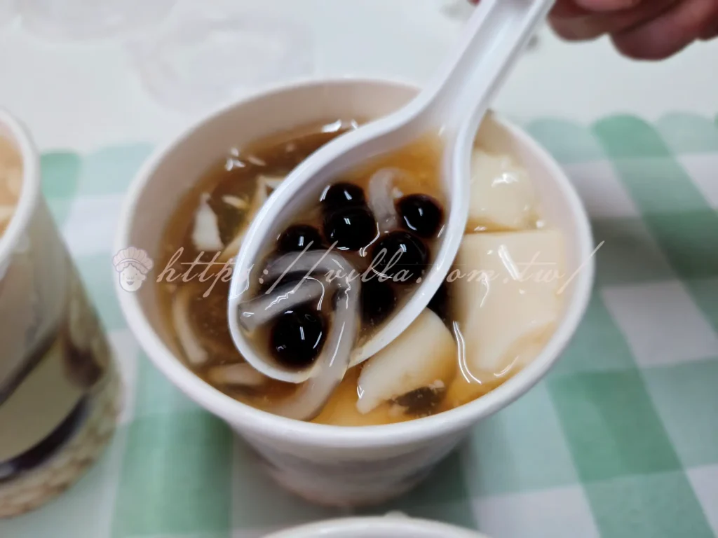 三重稅捐處豆花(無名豆花小站)最喜歡有嚼感的這一杯3Q豆花