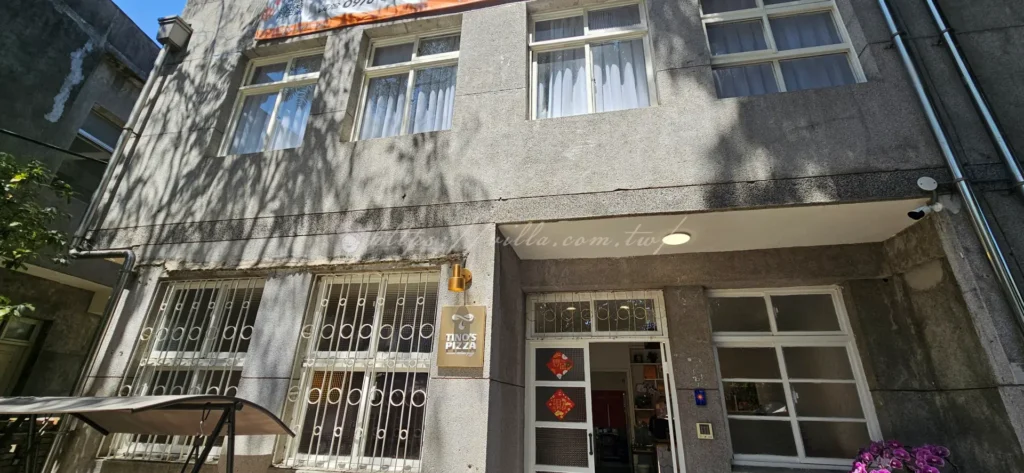 空軍三重一村彩繪牆面與巷弄光影，熱門IG打卡點