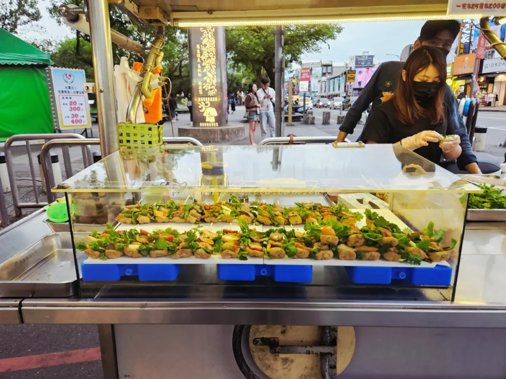 隆新一串心豆皮夾心宜蘭特色小吃特寫