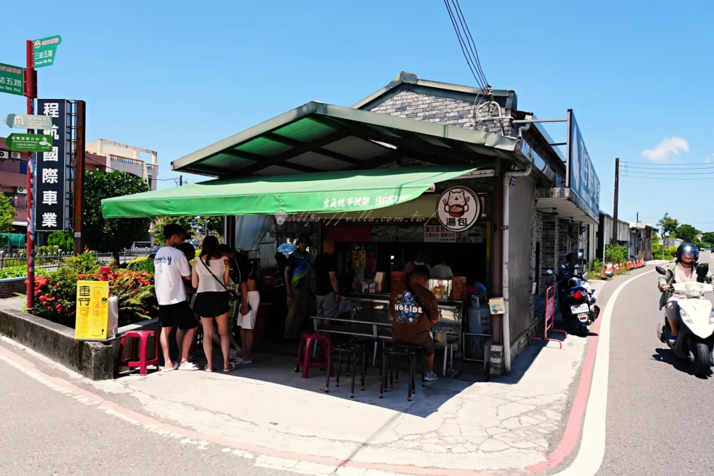 五結店現點現蒸排隊人潮,宜蘭小籠包推薦排隊畫面