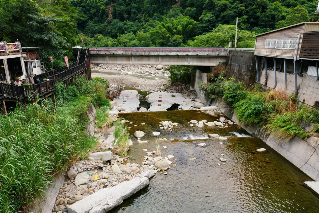 洗水坑豆腐街旁洗水溪溪流風景